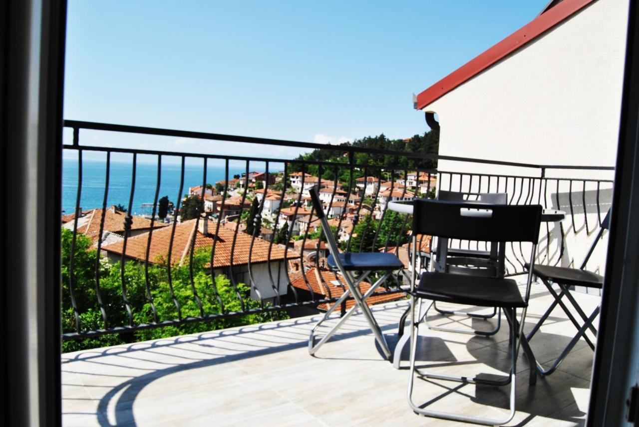 Lake View Apartment Охрид Экстерьер фото
